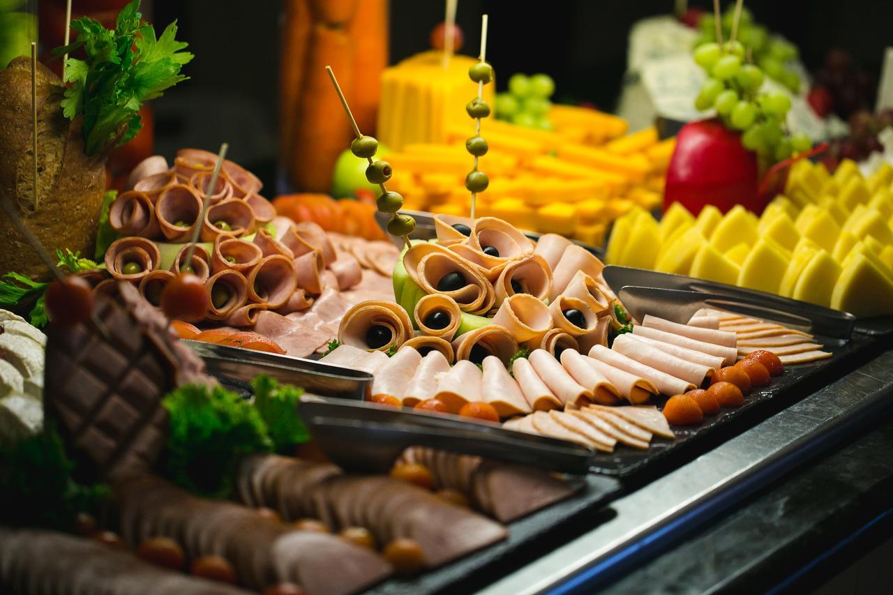 Catalonia Riviera Maya Resort & Spa Puerto Aventuras Exterior photo A selection of cold cuts